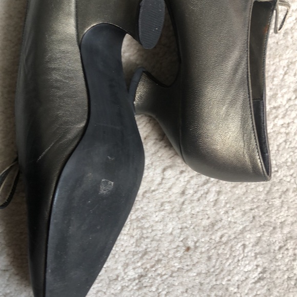 J. Renee’ Cobble heel shoe Color: Pewter. Size 8 1/2 M - Picture 3 of 9